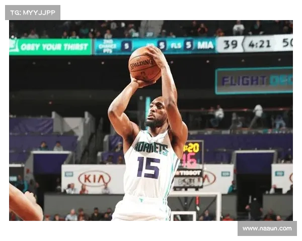 肯巴·沃克与双杰的成长历程:从夏洛特到NBA巅峰 肯巴·沃克与双杰的成长历程:从夏洛特到NBA巅峰